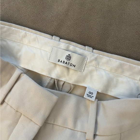 Aritzia Pleated Mini Short - Babaton - Size 00 - Picture 5 of 5